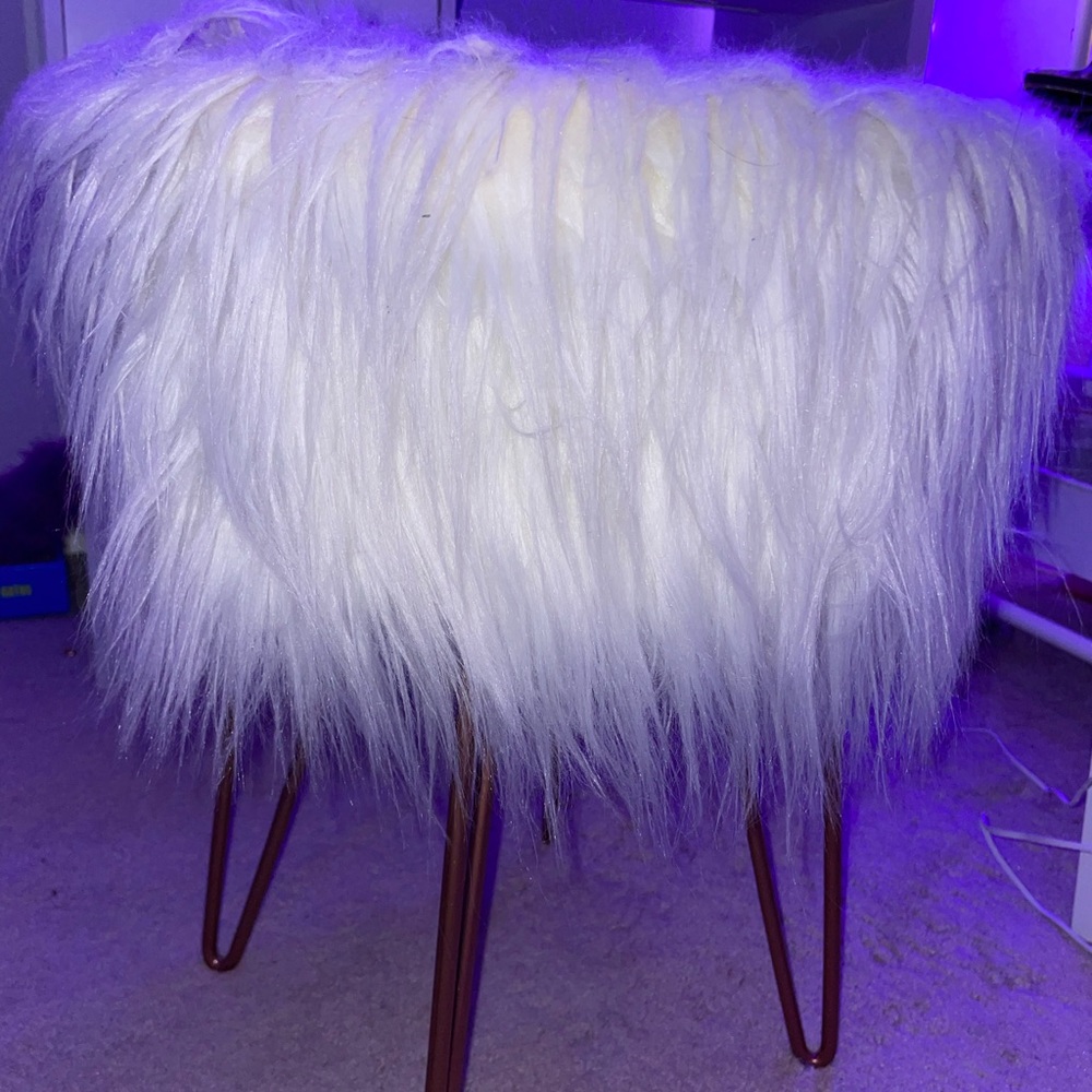 fluffy vanity stool